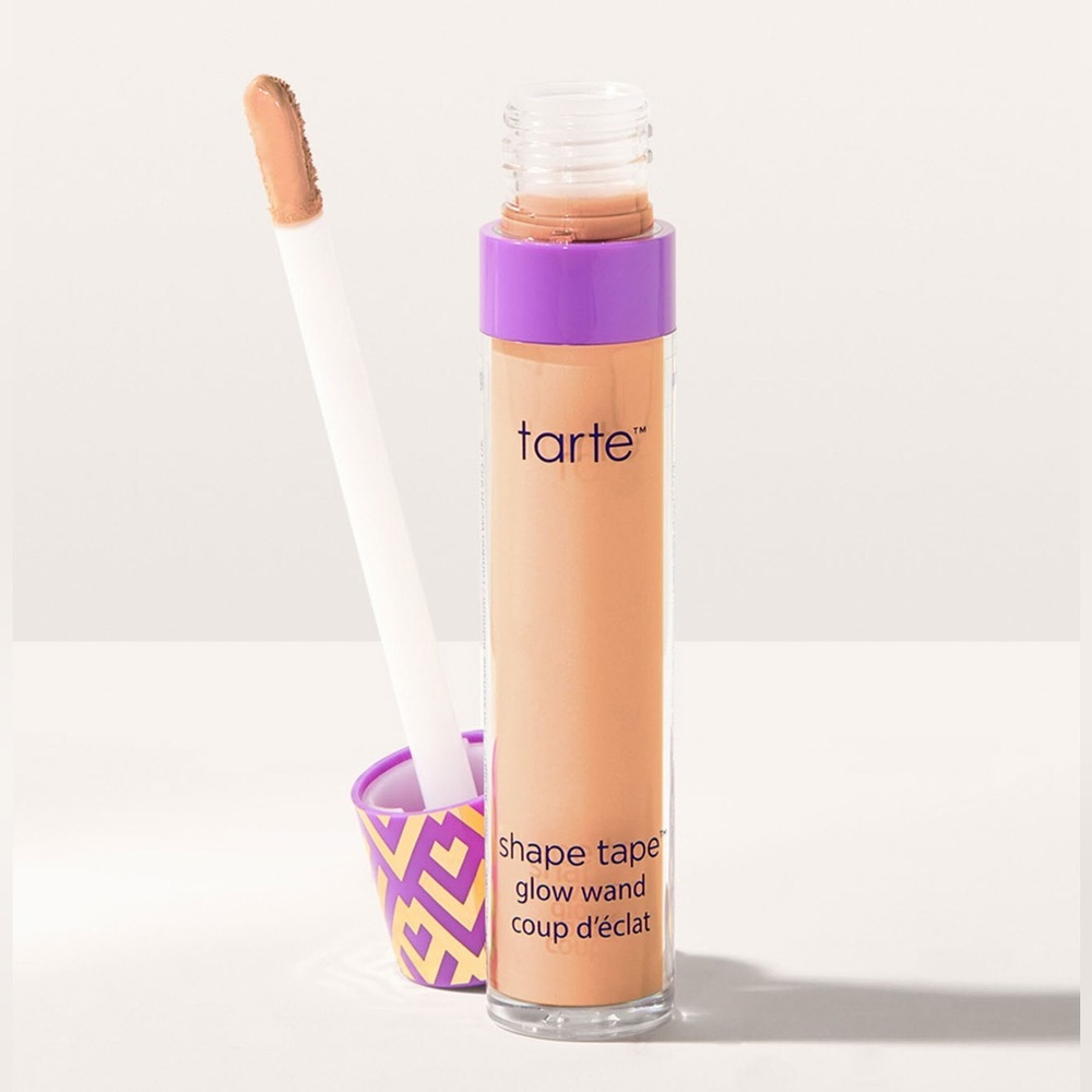 tarte shape tape glow wand concealer shade alight